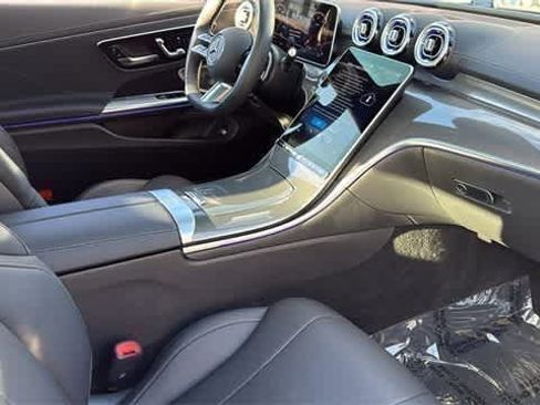 Certified 2025 Mercedes-Benz CLE 300 4MATIC Coupe image 33