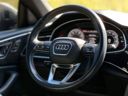 Used 2021 Audi Q8 Premium w/ Black Optic Package image 17