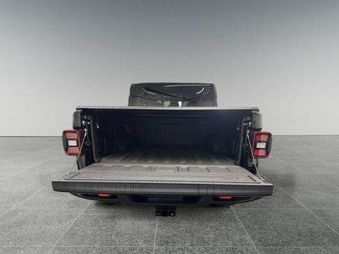 New 2026 Jeep Gladiator Mojave w/ Safety Group AWD/4WD image 16