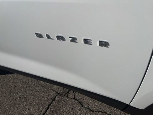 New 2026 Chevrolet Blazer LT w/ Convenience Package FWD image 10