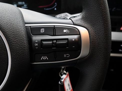 Used 2023 Kia Sportage LX image 30