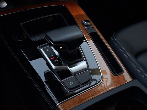 Certified 2023 Audi Q5 2.0T Premium Plus w/ Premium Plus Package image 15