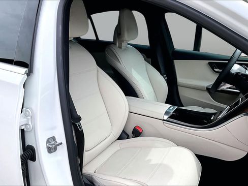 Certified 2026 Mercedes-Benz C 300 Sedan image 9