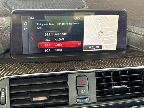Used 2018 BMW M4 Coupe RWD image 22