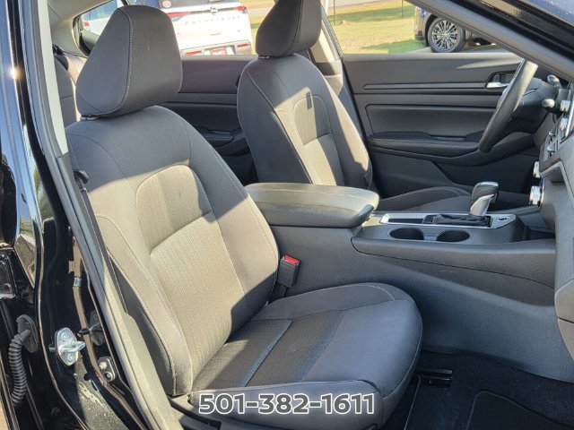 Certified 2025 Nissan Altima 2.5 SV FWD image 17