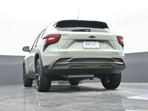 New 2026 Chevrolet Trax ACTIV w/ Driver Confidence Package FWD image 42
