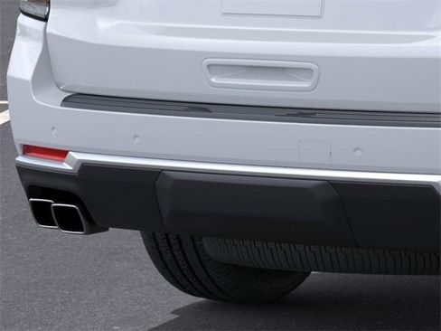 New 2026 Chevrolet Suburban High Country image 14