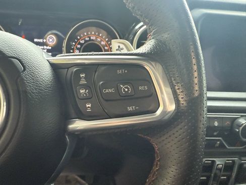 Used 2023 Jeep Wrangler Unlimited Rubicon 392 image 28