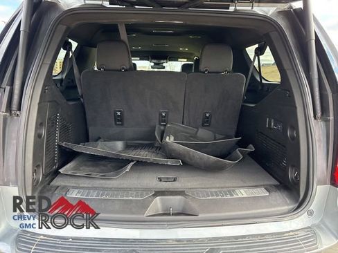 Used 2024 GMC Yukon XL Denali AWD/4WD image 13