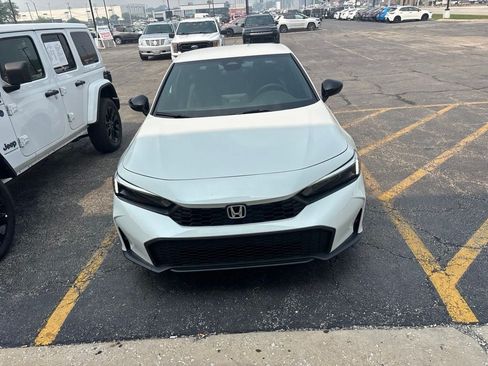 Used 2026 Honda Civic Sport image 4