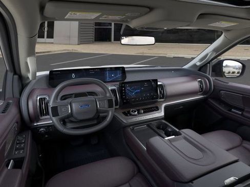 Used 2026 Ford Expedition Max Platinum w/ Platinum Ultimate Package image 9