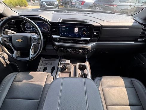 Used 2023 Chevrolet Silverado 1500 LTZ AWD/4WD image 19