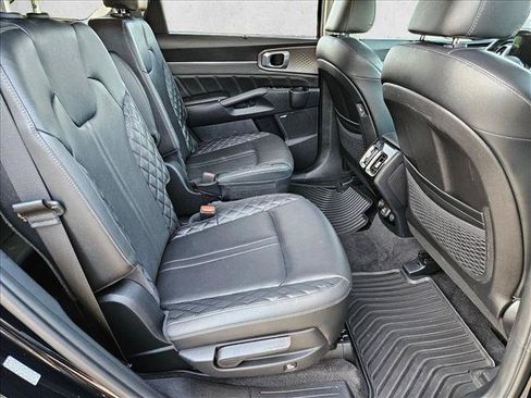 Used 2023 Kia Sorento SX AWD/4WD image 22