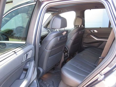 Used 2022 BMW X5 xDrive40i AWD/4WD image 14