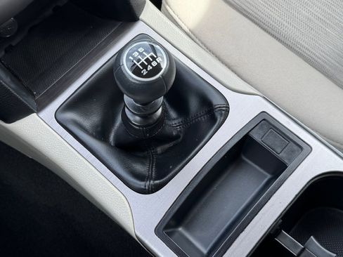 Used 2013 Subaru Outback 2.5i image 21