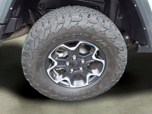 Used 2023 Jeep Wrangler Unlimited Rubicon 4xe w/ Cold Weather Group AWD/4WD image 34
