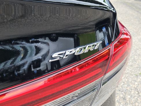 Certified 2024 Honda Civic Sport image 5