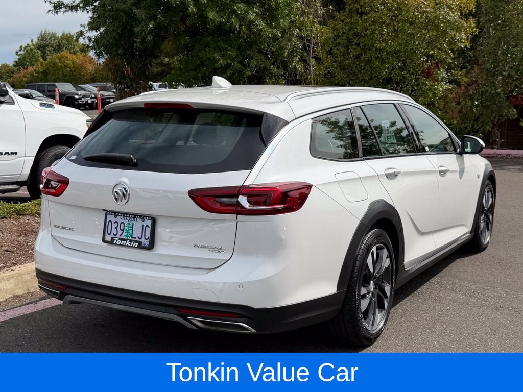 Used 2018 Buick Regal Essence w/ Driver Confidence Package #1 AWD/4WD image 7