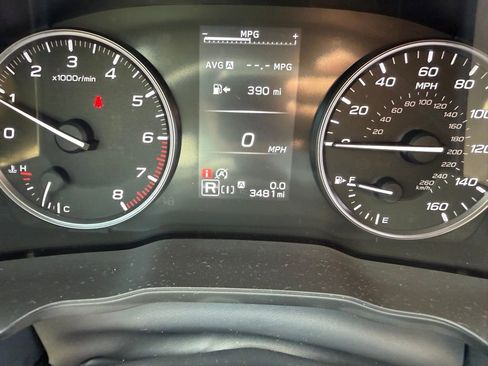 Used 2025 Subaru Crosstrek 2.0i Premium image 31