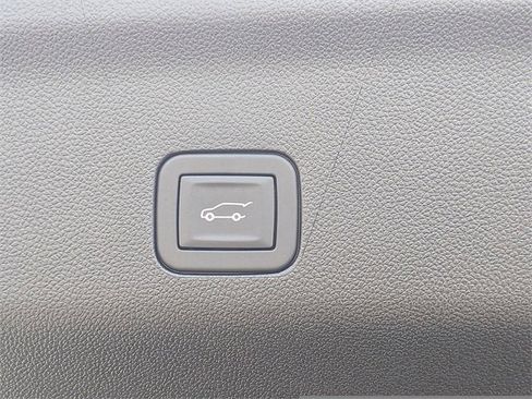 New 2025 Cadillac Escalade Sport Platinum w/ LPO, Floor Liner Package image 13