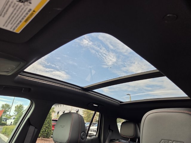 New 2027 Chevrolet Equinox RS w/ Safety and Technology Package AWD/4WD image 13