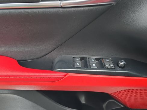Used 2020 Toyota Camry XSE FWD image 10