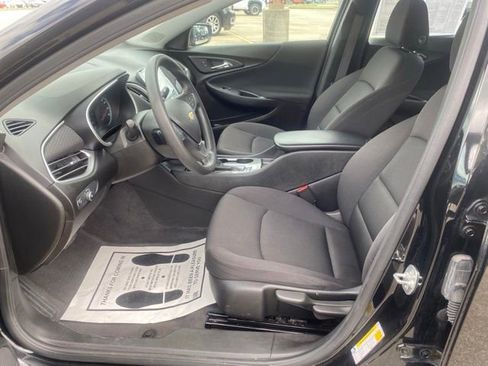 Used 2024 Chevrolet Malibu LS FWD image 12
