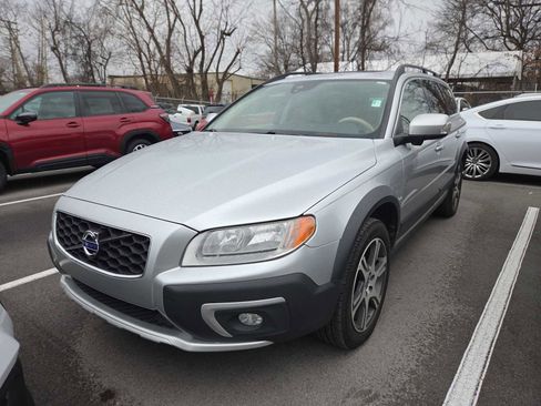 Used 2014 Volvo XC70 T6 image 10