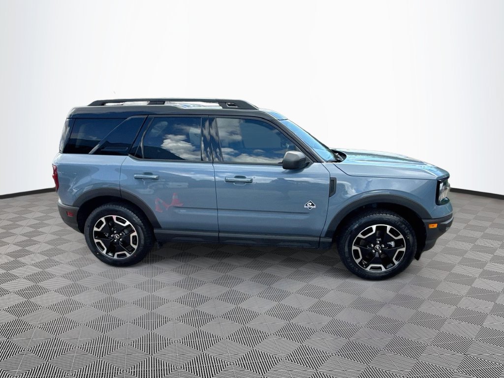 Used 2024 Ford Bronco Sport Outer Banks AWD/4WD image 5