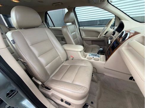 Used 2005 Ford Freestyle Limited image 4