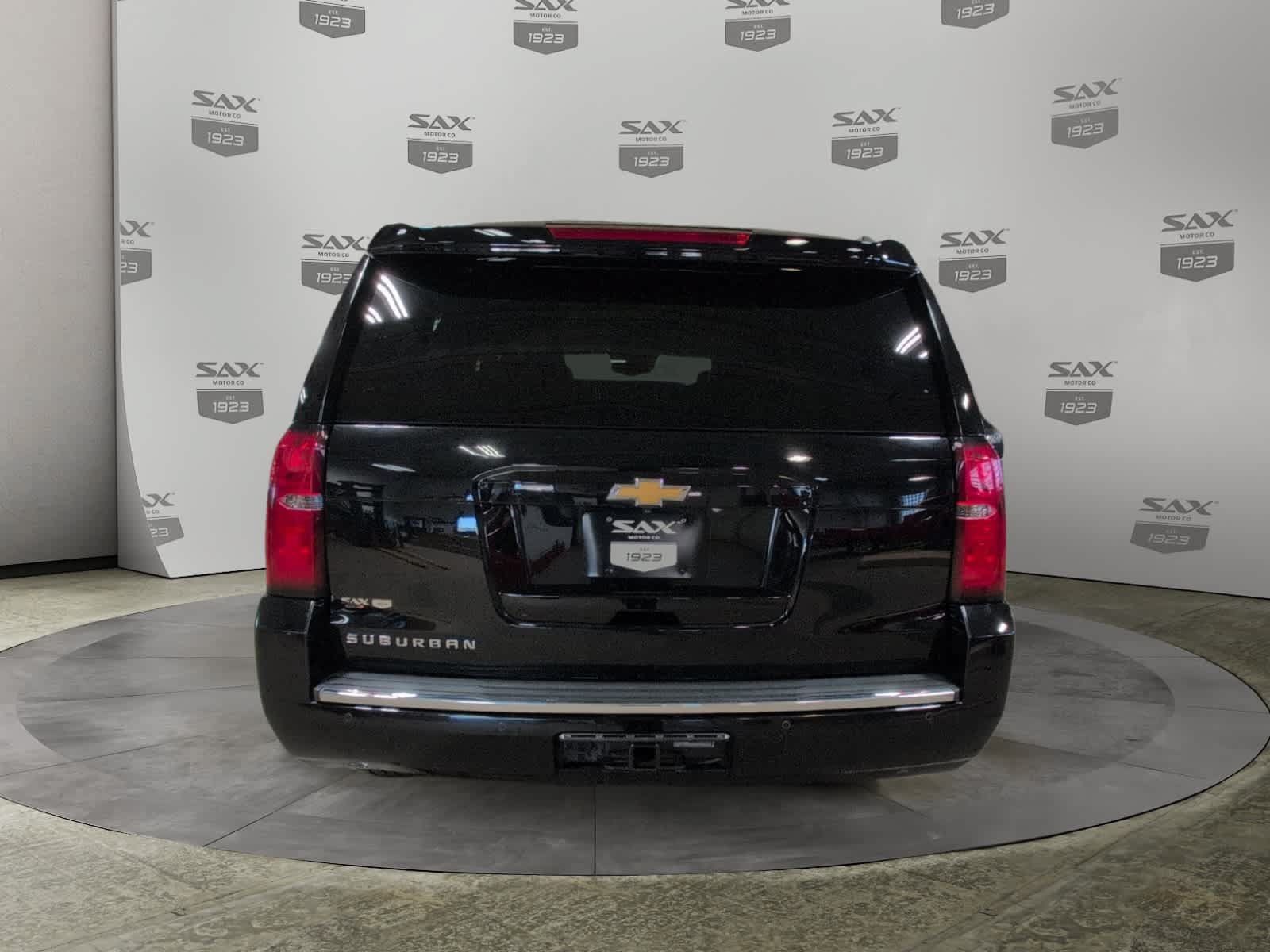 Used 2015 Chevrolet Suburban LTZ AWD/4WD image 4