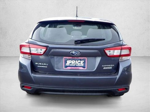 Used 2017 Subaru Impreza 2.0i image 3
