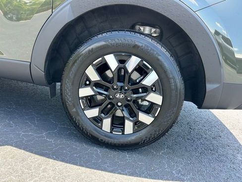 Used 2025 Hyundai Santa Cruz SEL FWD image 10