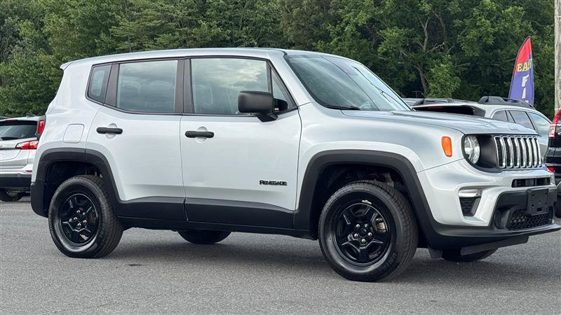 Used 2021 Jeep Renegade Sport AWD/4WD image 3