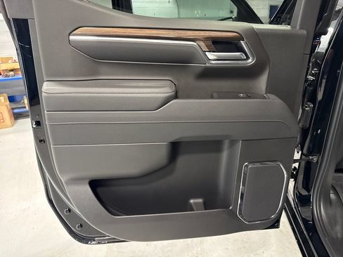 New 2026 Chevrolet Silverado 1500 LT Trail Boss w/ LT Trail Boss Premium Package AWD/4WD image 44