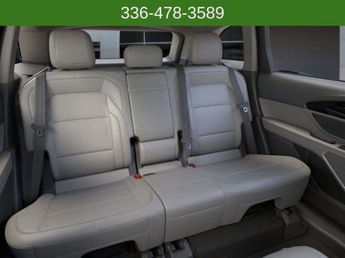 New 2025 Lincoln Nautilus Premier w/ Equipment Group 102A image 11