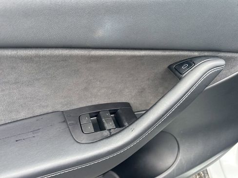 Used 2022 Tesla Model Y Performance image 29