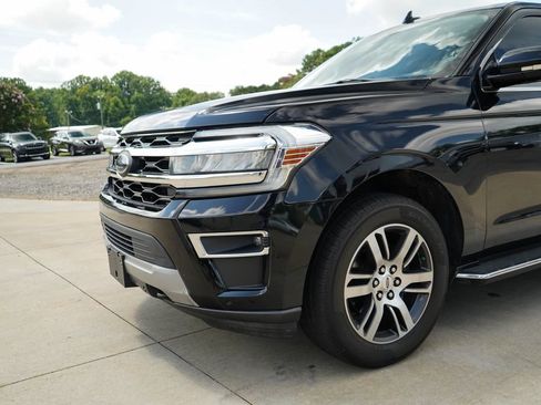 Used 2022 Ford Expedition Limited AWD/4WD image 17