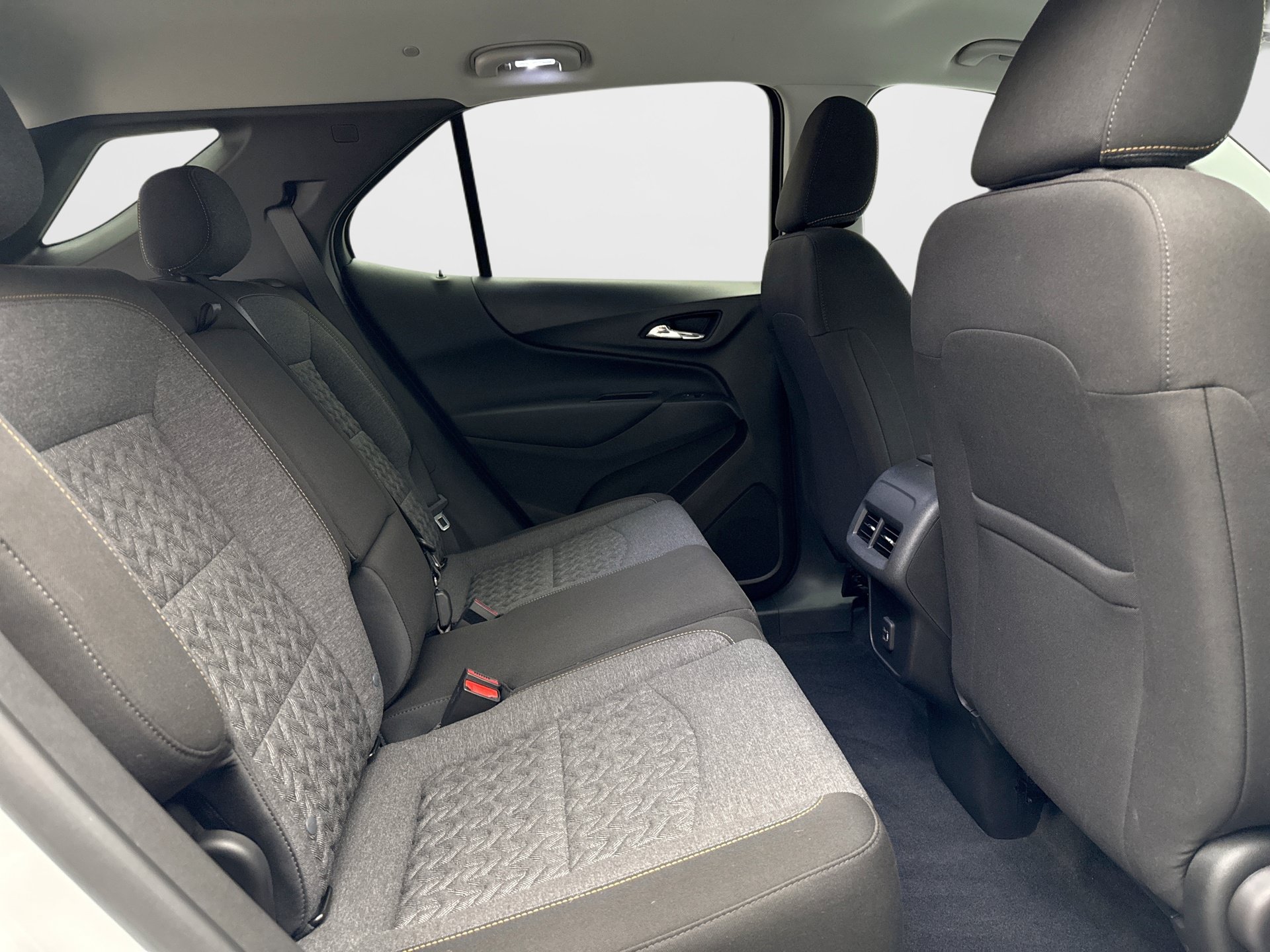 Used 2023 Chevrolet Equinox LT FWD image 17