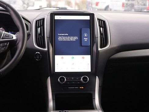 Certified 2024 Ford Edge SEL image 22