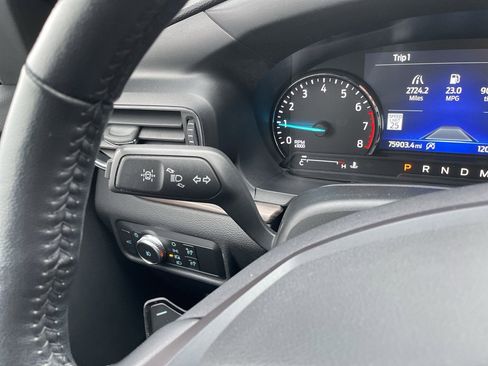 Used 2020 Ford Explorer Limited image 25