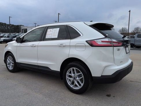 Certified 2022 Ford Edge SEL w/ Convenience Package image 7