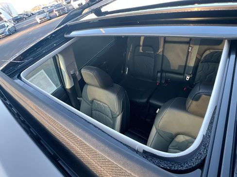 New 2026 Nissan Pathfinder Platinum image 22