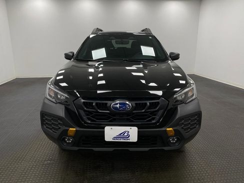 Used 2025 Subaru Outback Wilderness AWD/4WD image 11