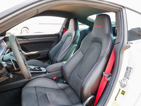 Certified 2024 Porsche 911 GT3 image 5