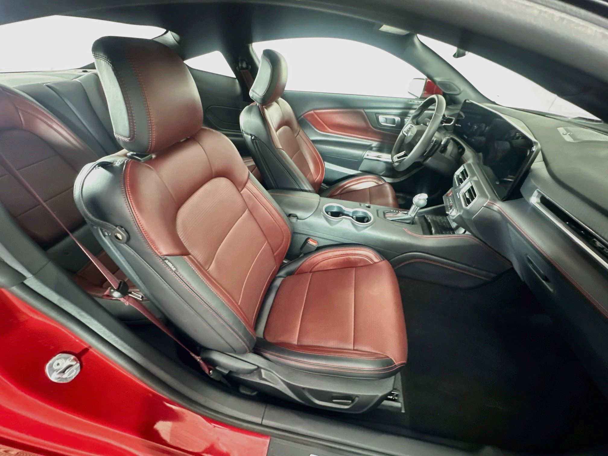 Used 2024 Ford Mustang GT Premium RWD image 29