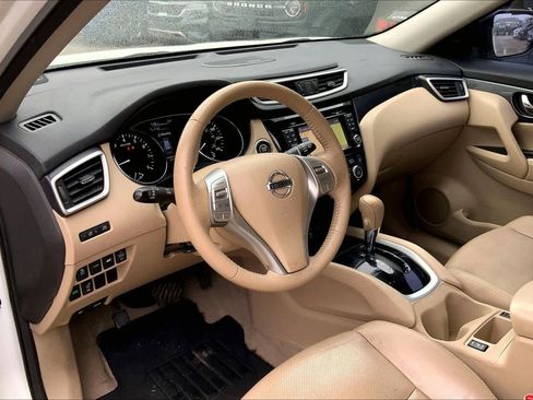 Used 2015 Nissan Rogue SL w/ SL Premium Package image 17