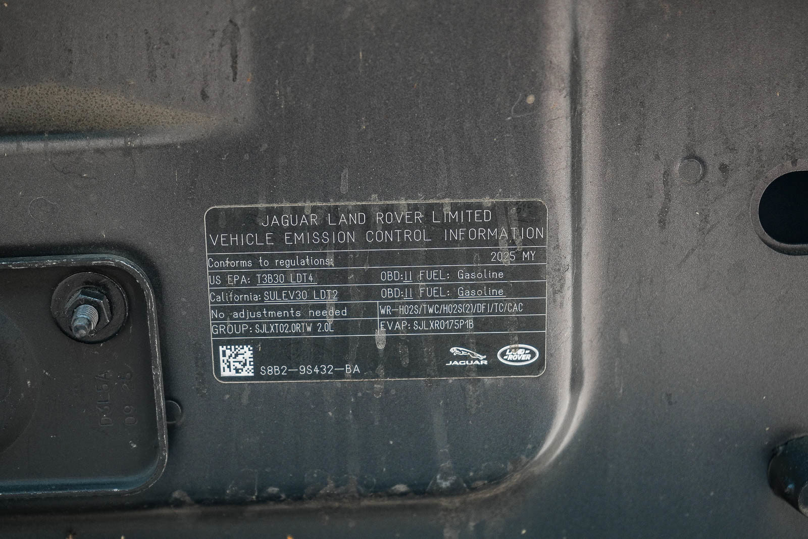 Certified 2025 Land Rover Defender 110 S AWD/4WD image 26