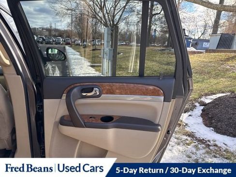 Used 2011 Buick Enclave CX image 15