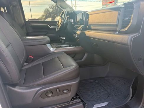 Used 2022 GMC Sierra 1500 SLT w/ SLT Premium Package AWD/4WD image 10